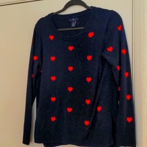Gap size M heart sweater